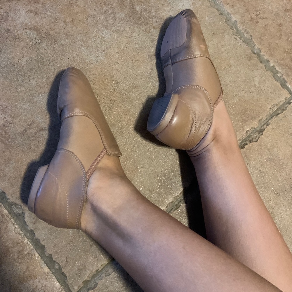 SLIP-ON JAZZ SHOE